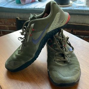 Men’s Nike Metcon 4 Olive Canvas Crossfit Shoe